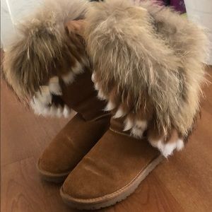 Fur boots